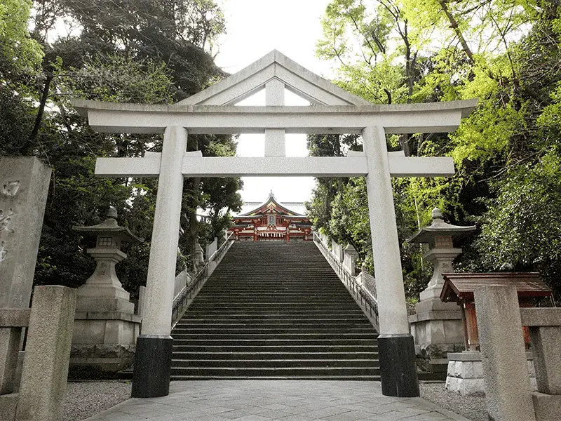 各スポットの写真をスライドショーでひょうじ表示（メモ：WebPアニメーションで実装）